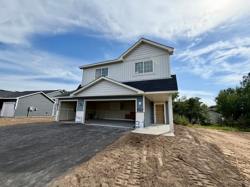 37538 Greenway Avenue North Branch, MN 55056