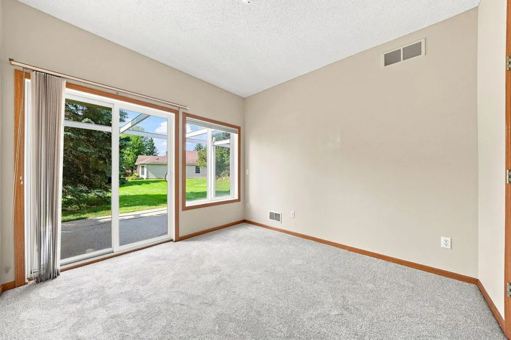 14795 Bloomfield Circle Rosemount, MN 55068