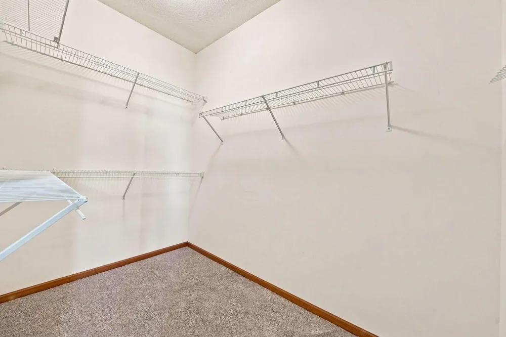 14795 Bloomfield Circle Rosemount, MN 55068