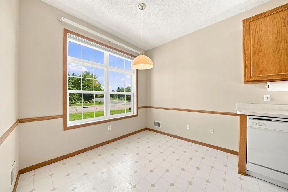 14795 Bloomfield Circle Rosemount, MN 55068