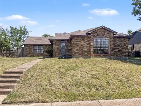 1353 Southridge Drive