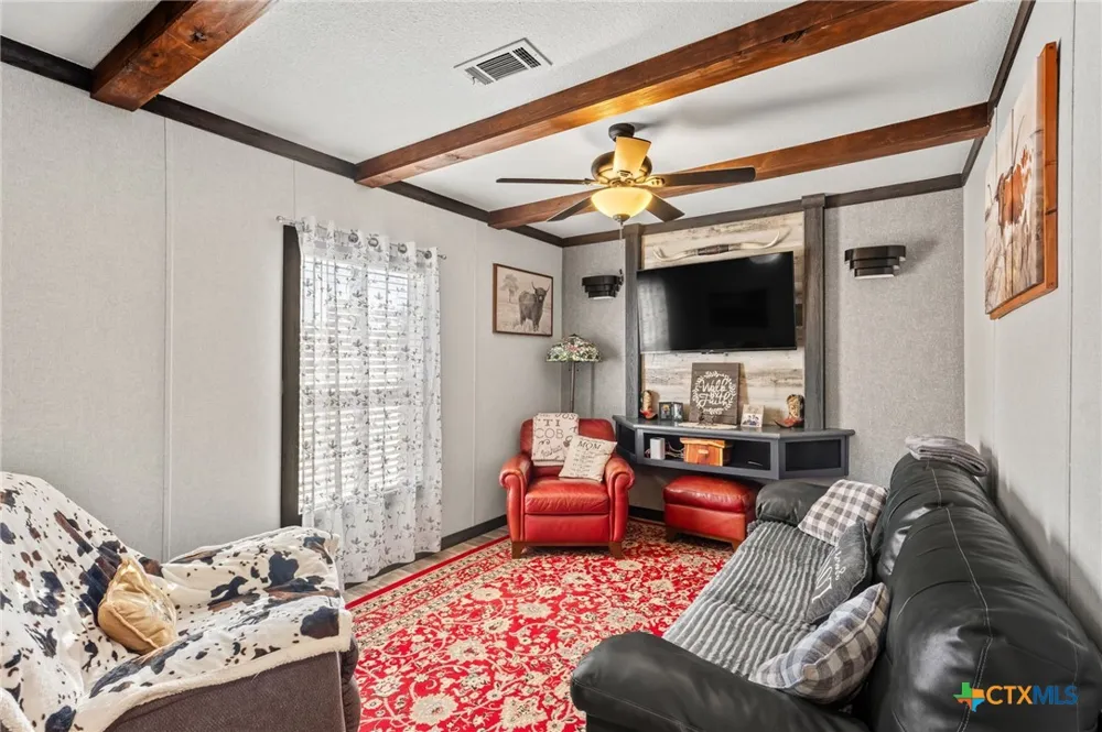 445 Beadle Road Gatesville, TX 76528