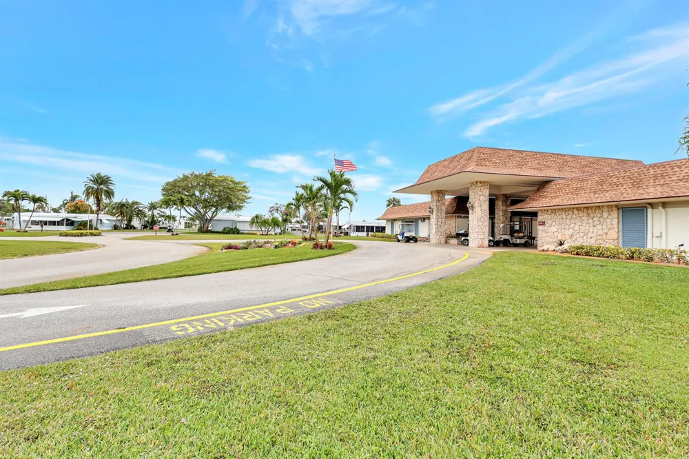 51003 Galina Bay Boynton Beach, FL 33436