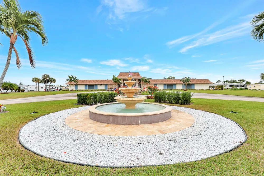 51003 Galina Bay Boynton Beach, FL 33436