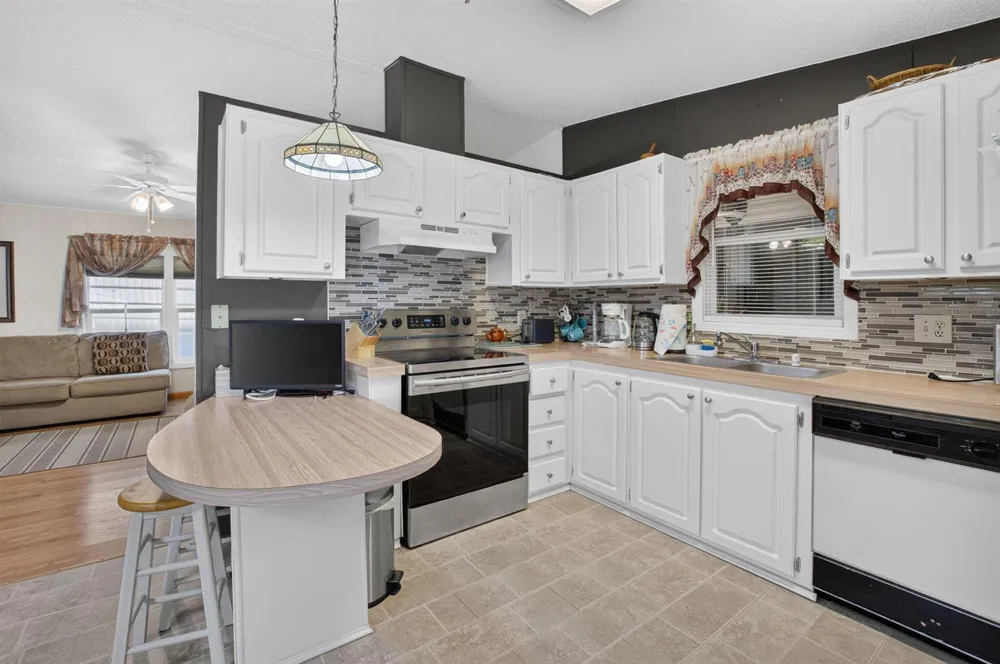 51003 Galina Bay Boynton Beach, FL 33436