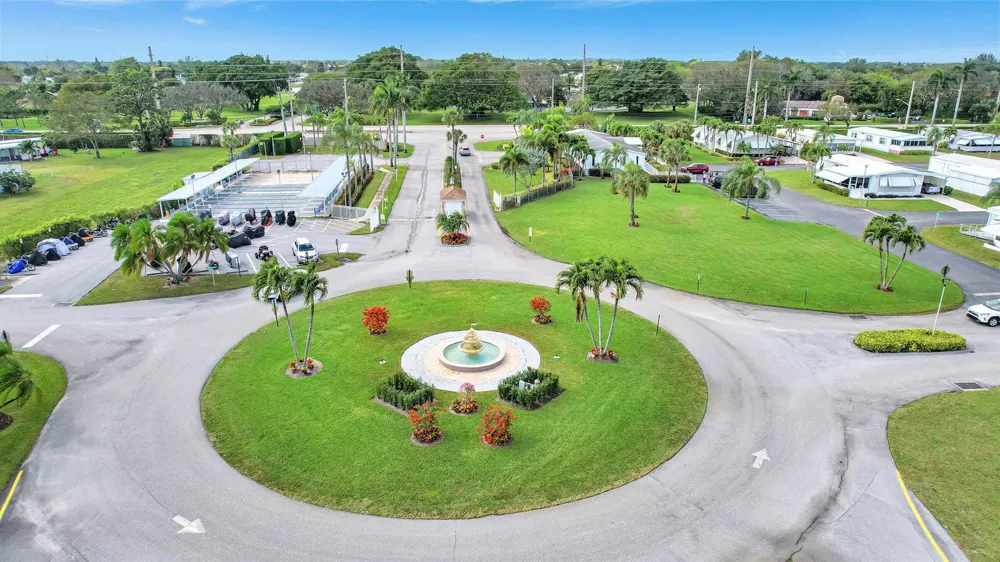 51003 Galina Bay Boynton Beach, FL 33436