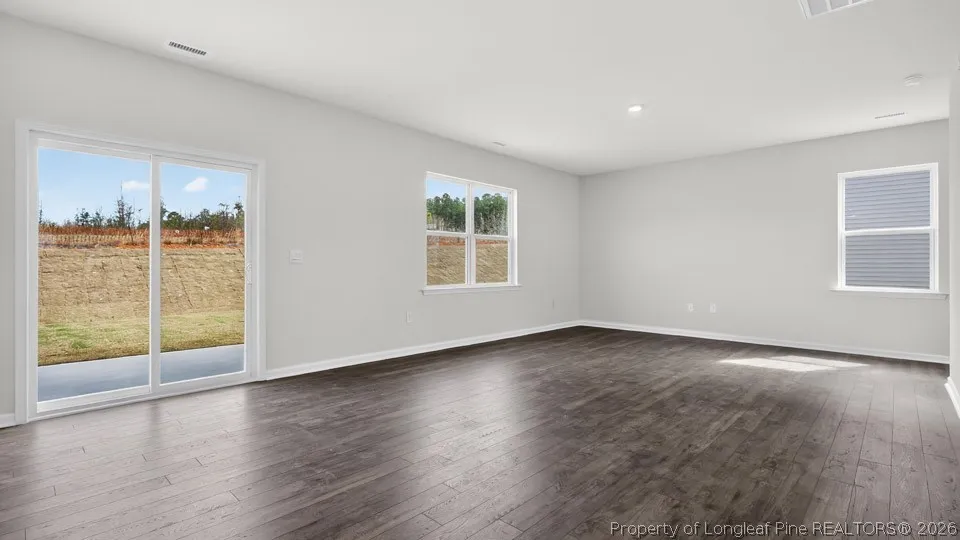 129 Discovery Way Spring Lake, NC 28390