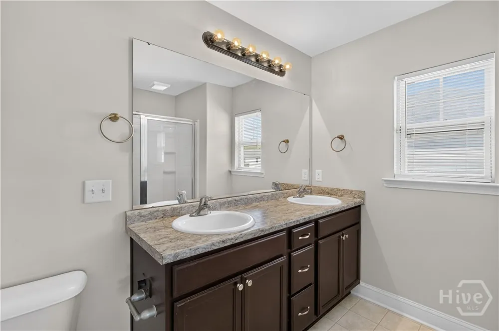 64 Dunnoman Drive Savannah, GA 31419