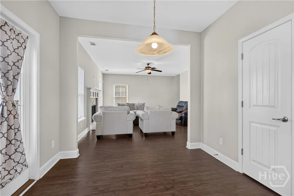 64 Dunnoman Drive Savannah, GA 31419