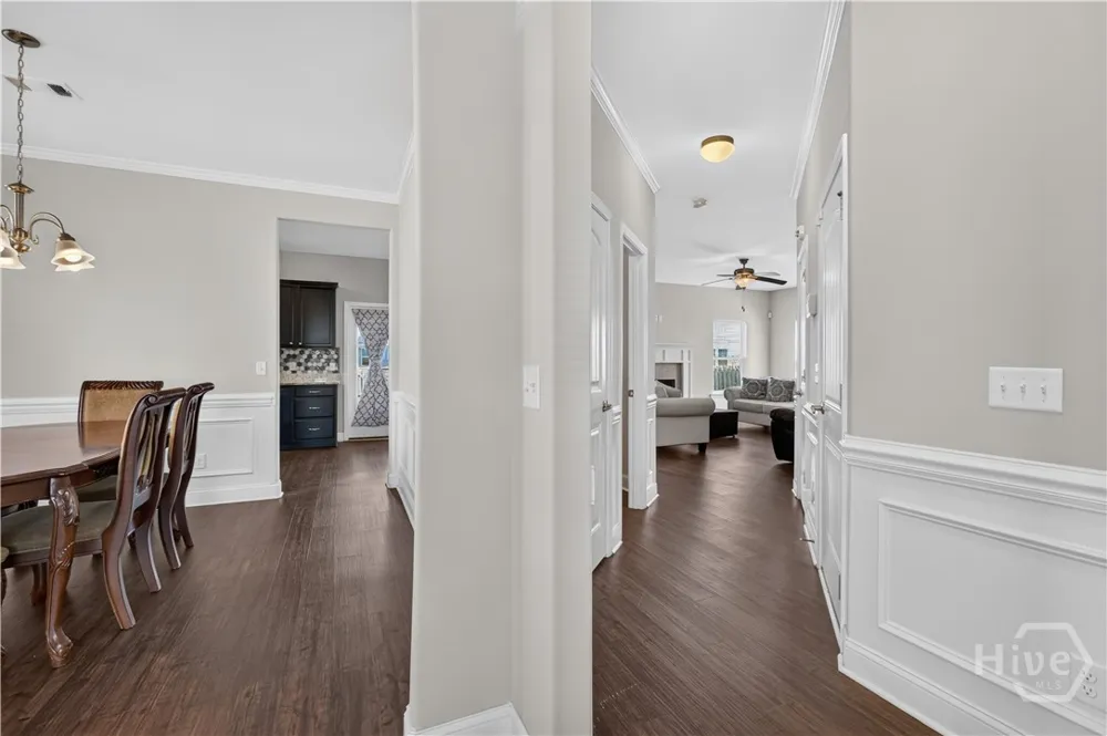 64 Dunnoman Drive Savannah, GA 31419