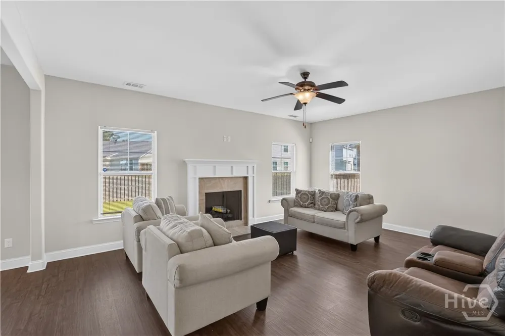64 Dunnoman Drive Savannah, GA 31419