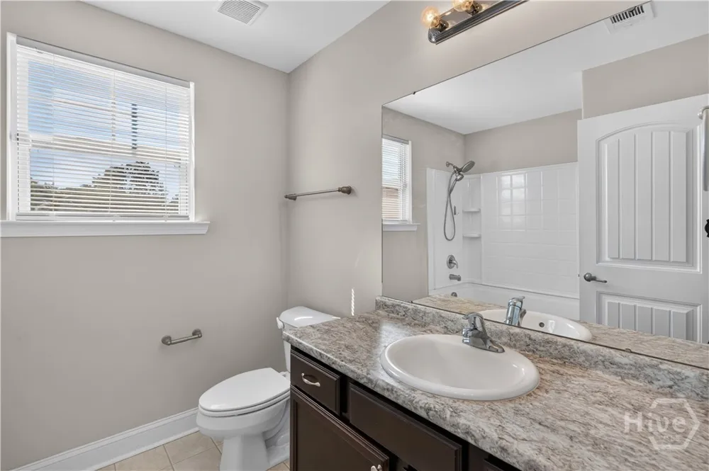 64 Dunnoman Drive Savannah, GA 31419
