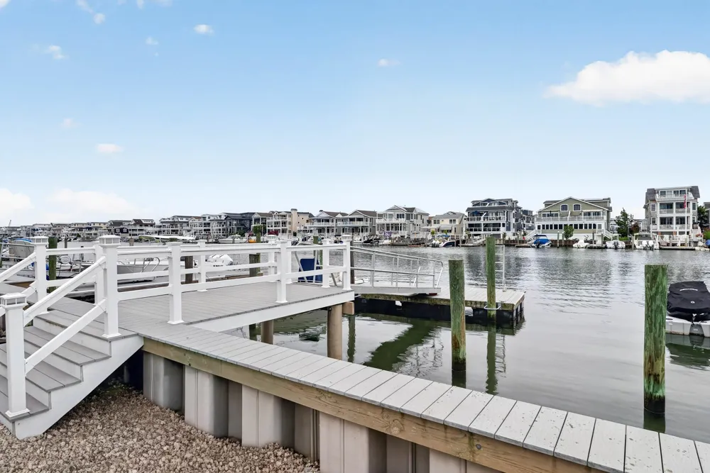 399 24th Street Avalon, NJ 08202