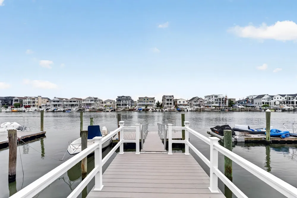 399 24th Street Avalon, NJ 08202