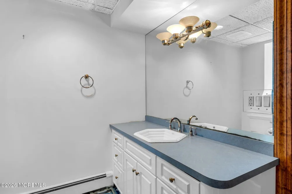 3207 Liberty Lane Wall, NJ 07719