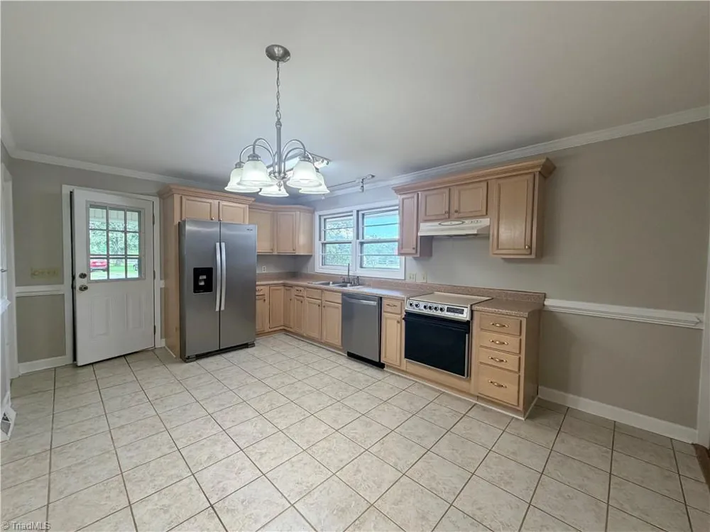 1908 Cardinal Crest Road Greensboro, NC 27406