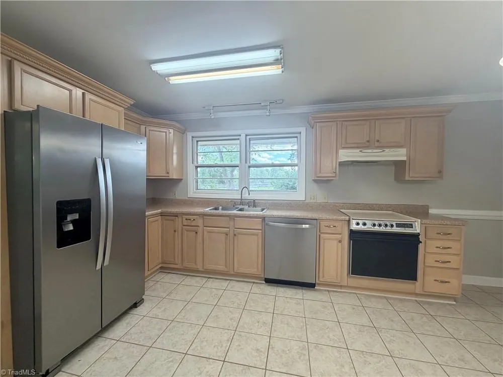 1908 Cardinal Crest Road Greensboro, NC 27406