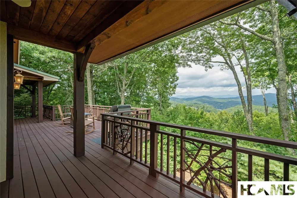 134 Bonanza Drive Cullowhee, NC 28723