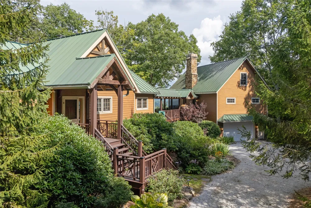 134 Bonanza Drive Cullowhee, NC 28723