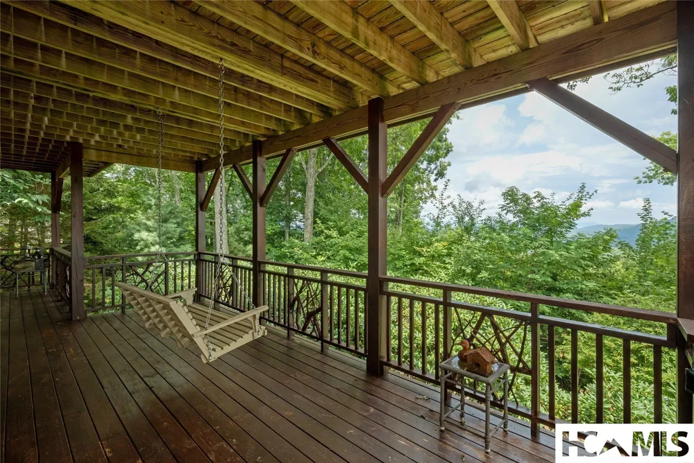 134 Bonanza Drive Cullowhee, NC 28723