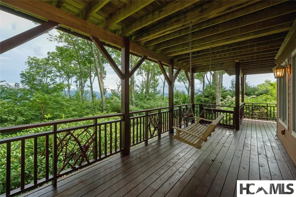 134 Bonanza Drive Cullowhee, NC 28723