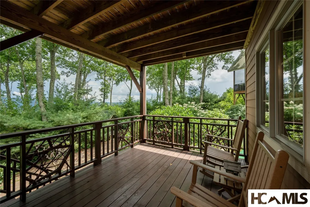 134 Bonanza Drive Cullowhee, NC 28723