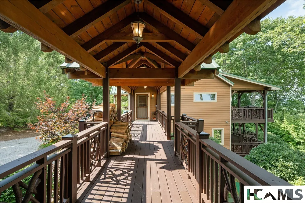 134 Bonanza Drive Cullowhee, NC 28723