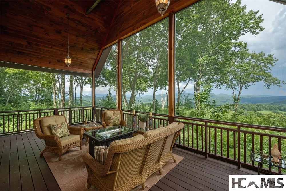 134 Bonanza Drive Cullowhee, NC 28723