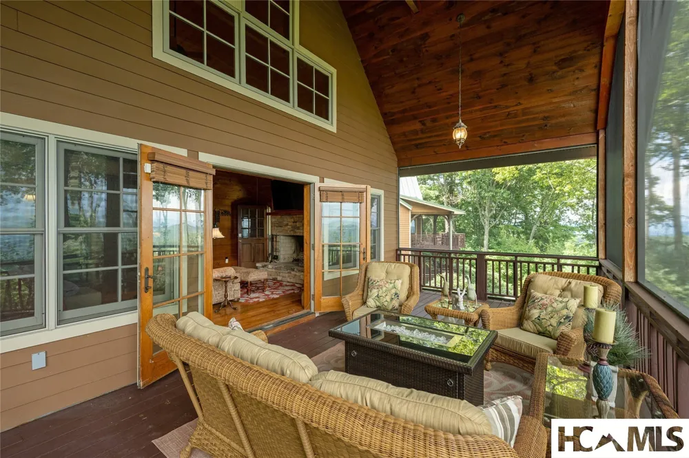 134 Bonanza Drive Cullowhee, NC 28723