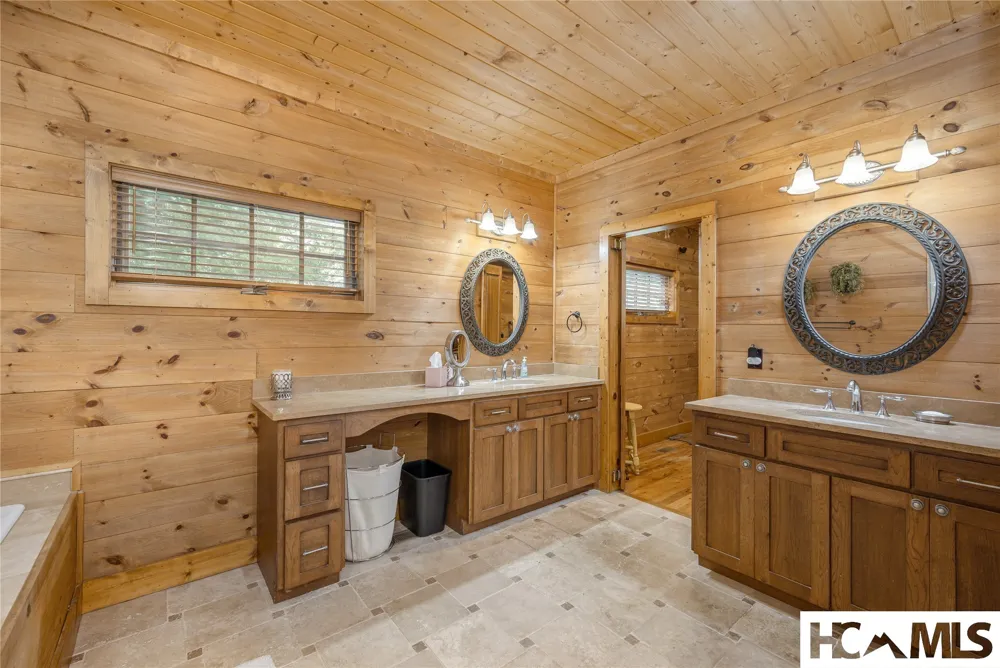 134 Bonanza Drive Cullowhee, NC 28723