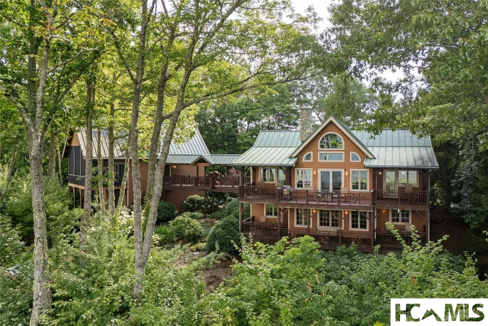 134 Bonanza Drive Cullowhee, NC 28723