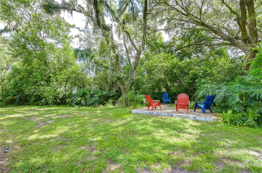 901 WOODVIEW DRIVE Brandon, FL 33511