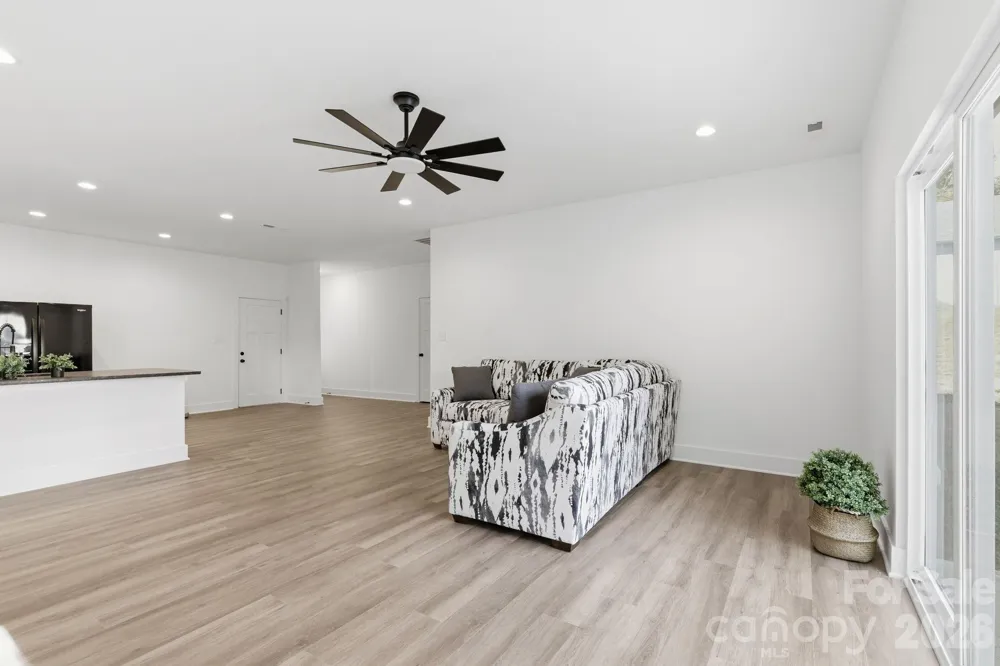 325 Chapel Street Landis, NC 28088
