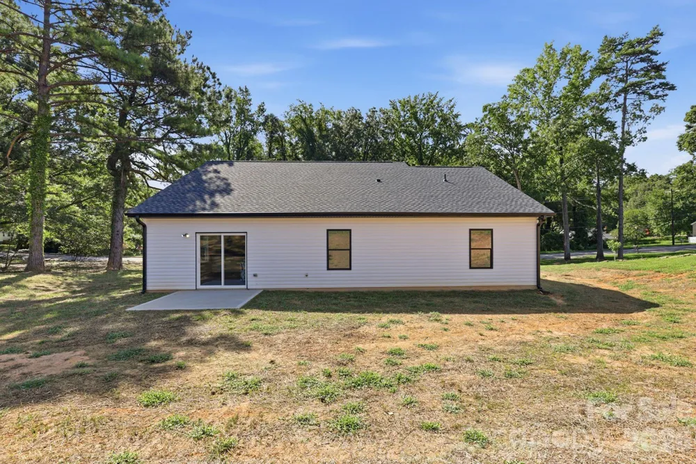 325 Chapel Street Landis, NC 28088