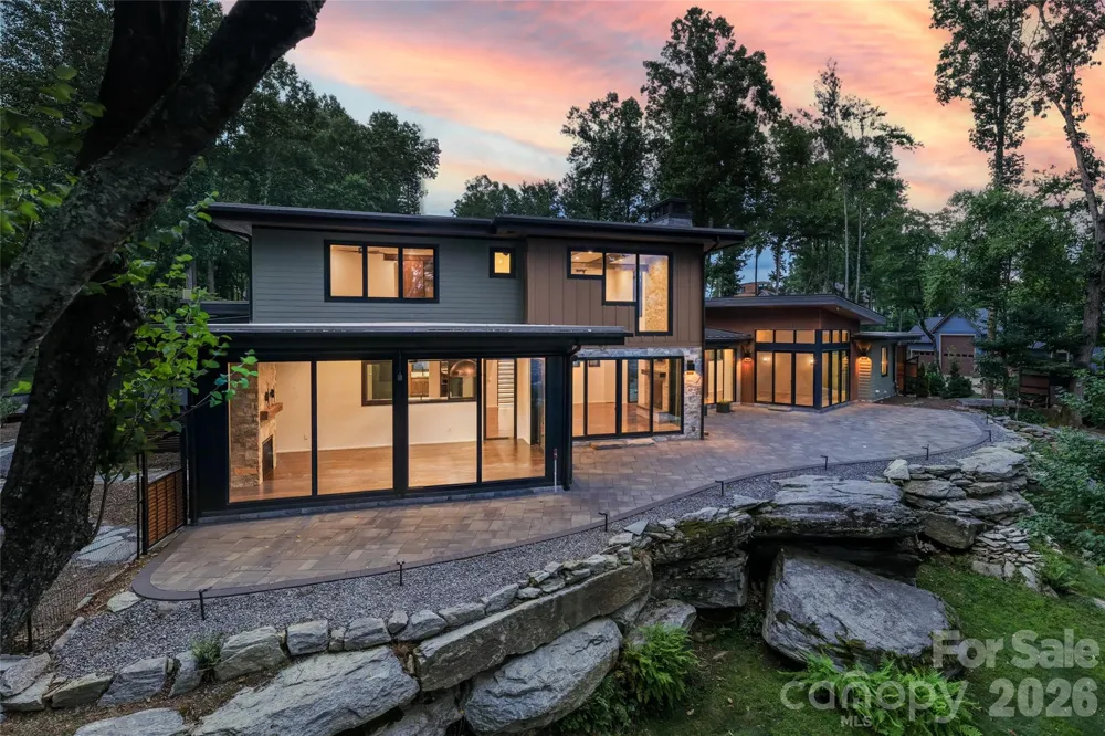 94 Laurel Ledge Way Fletcher, NC 28732