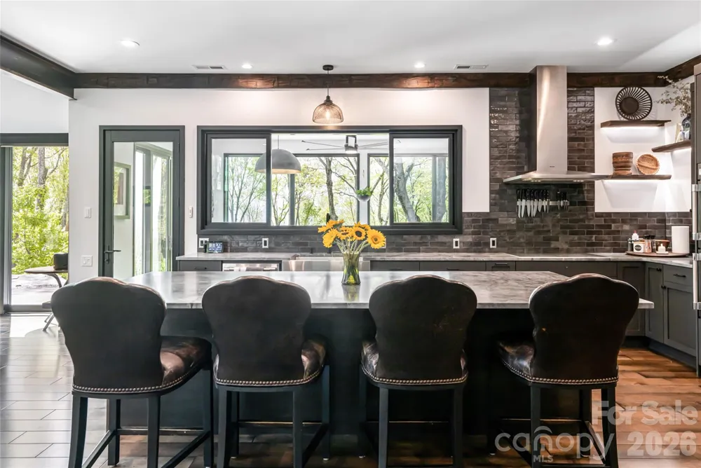 94 Laurel Ledge Way Fletcher, NC 28732