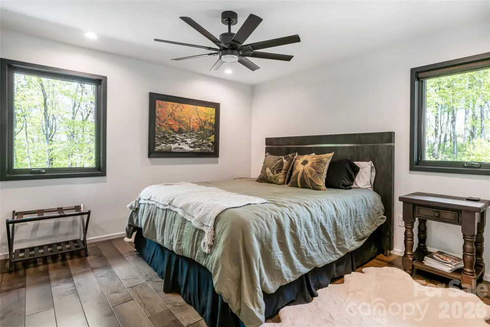 94 Laurel Ledge Way Fletcher, NC 28732