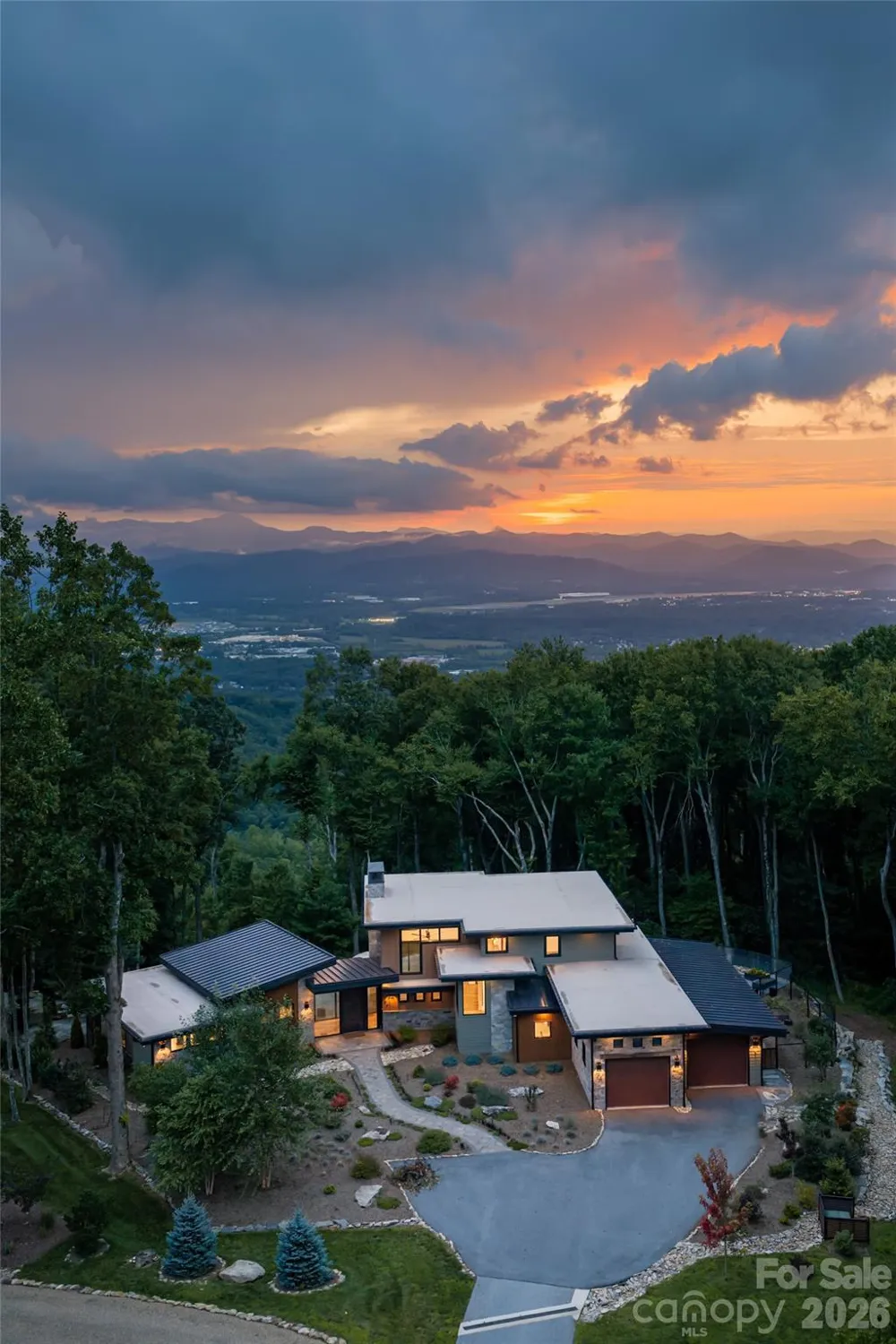94 Laurel Ledge Way Fletcher, NC 28732
