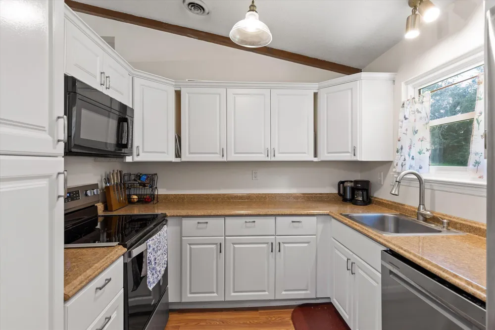9208 Musca Lane Harrison, TN 37341