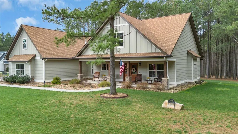 3590 Crockett Pointe Jasper, TN 37347