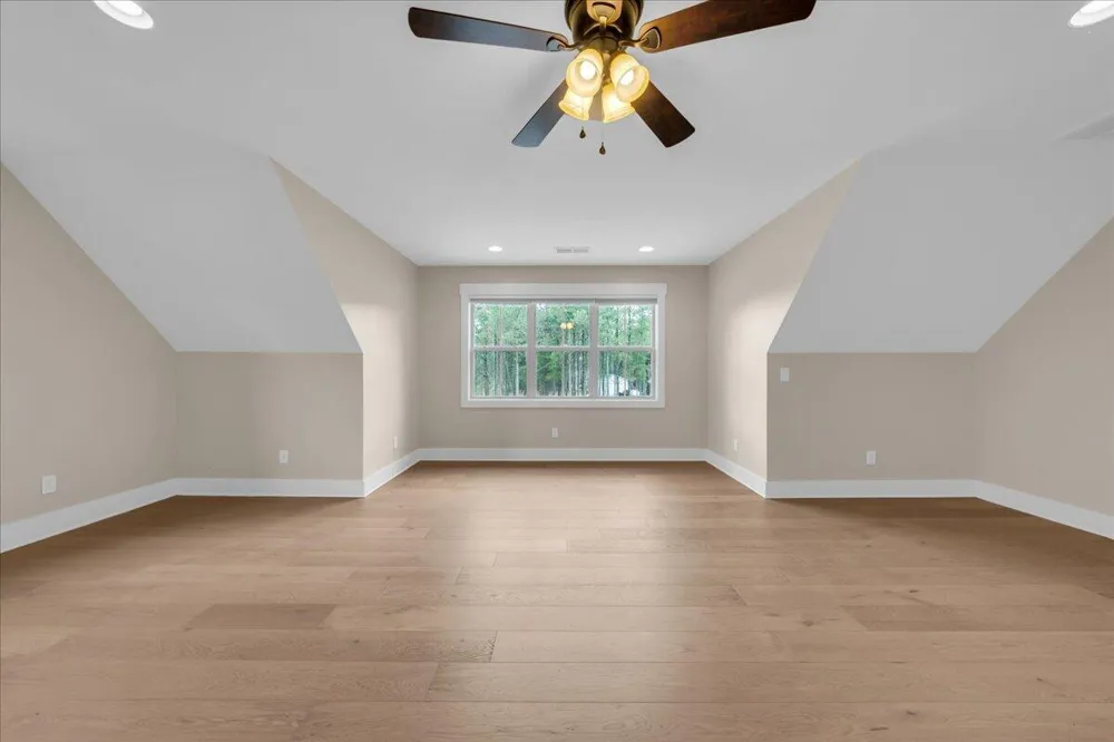 3590 Crockett Pointe Jasper, TN 37347
