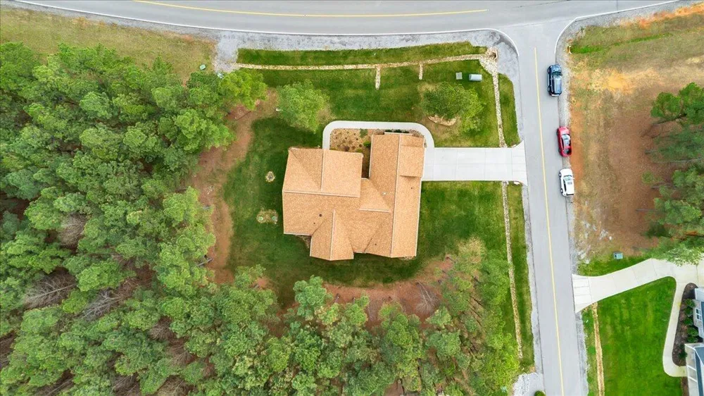 3590 Crockett Pointe Jasper, TN 37347