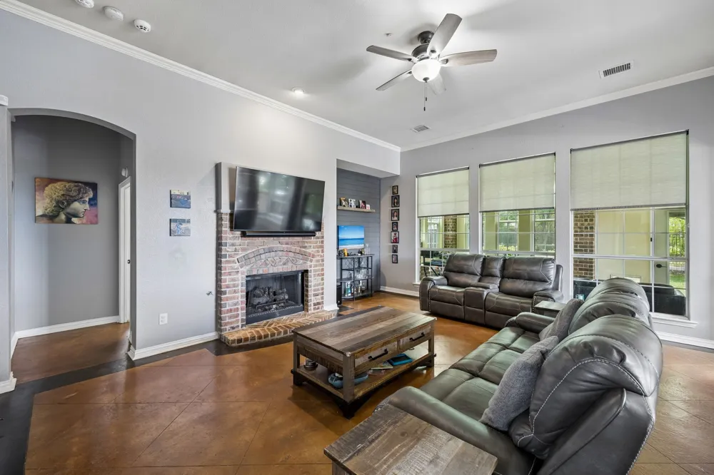 6211 Crestridge Lane Sachse, TX 75048