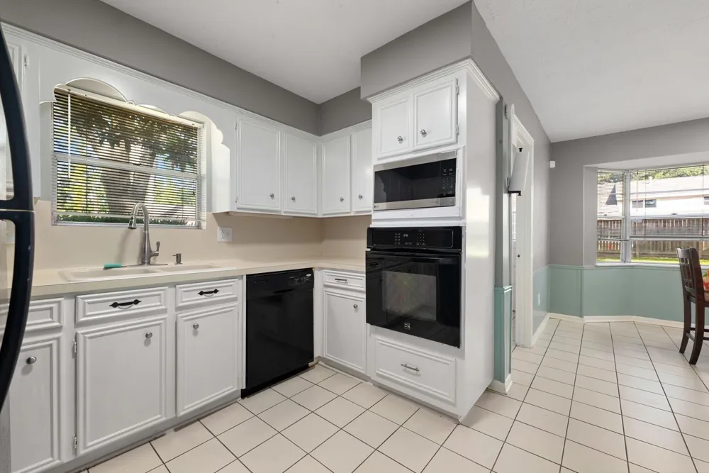 5938 Foresthaven Drive Houston, TX 77066