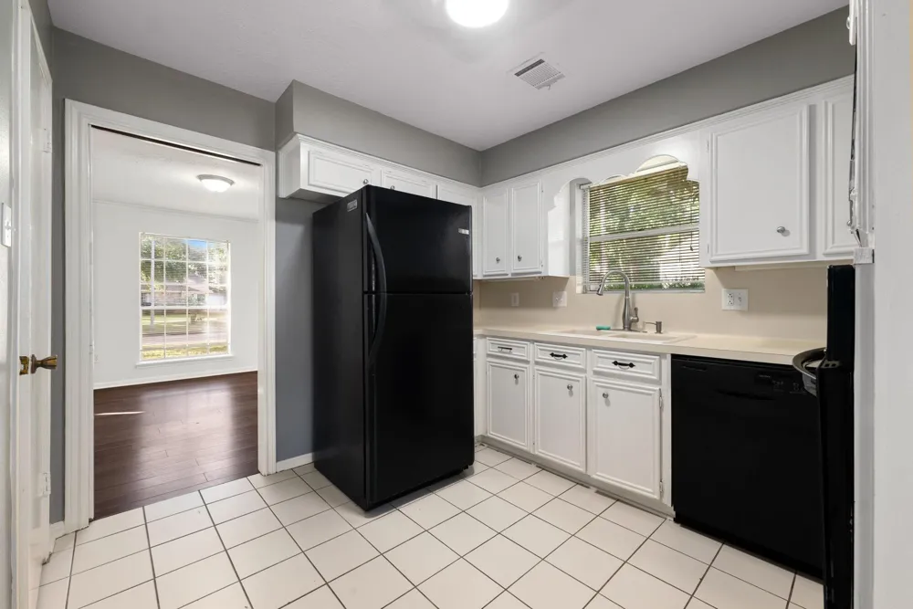 5938 Foresthaven Drive Houston, TX 77066