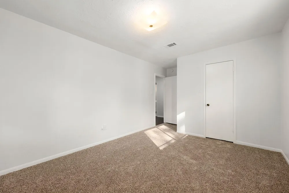 5938 Foresthaven Drive Houston, TX 77066