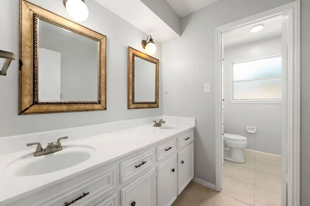 5938 Foresthaven Drive Houston, TX 77066
