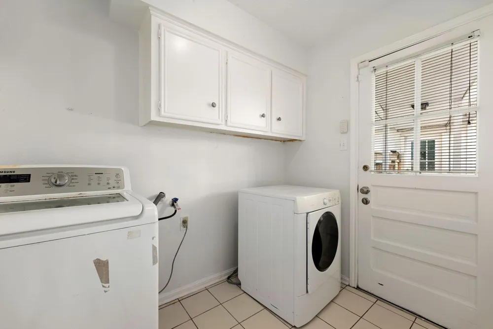 5938 Foresthaven Drive Houston, TX 77066