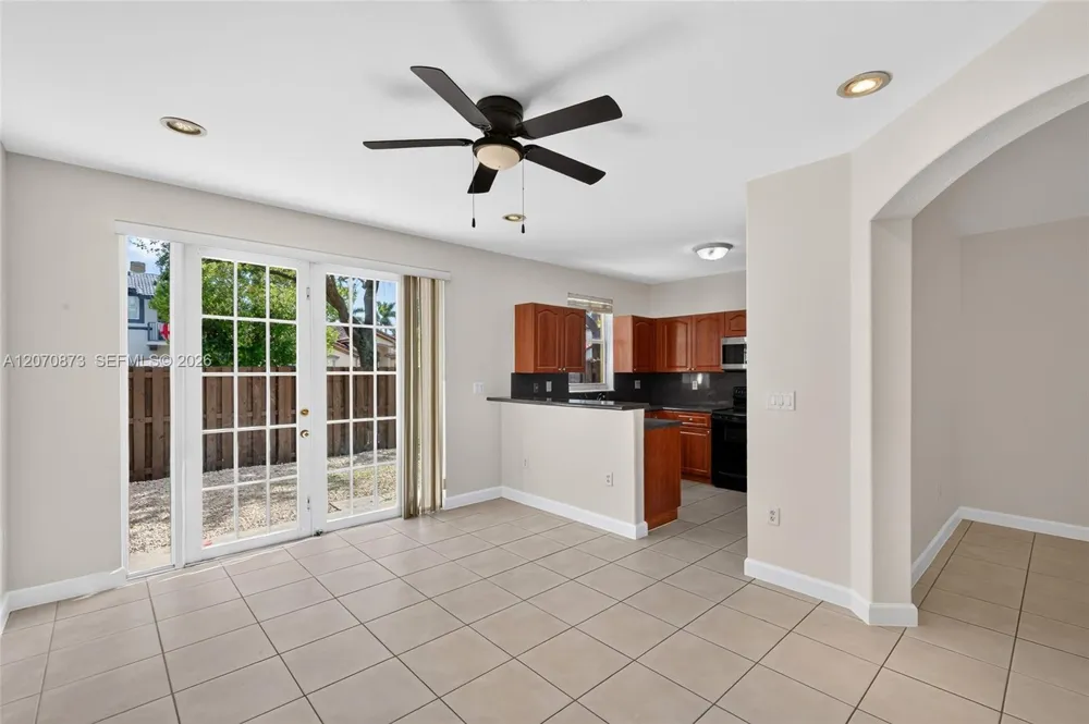 14946 SW 9th Way Miami, FL 33194