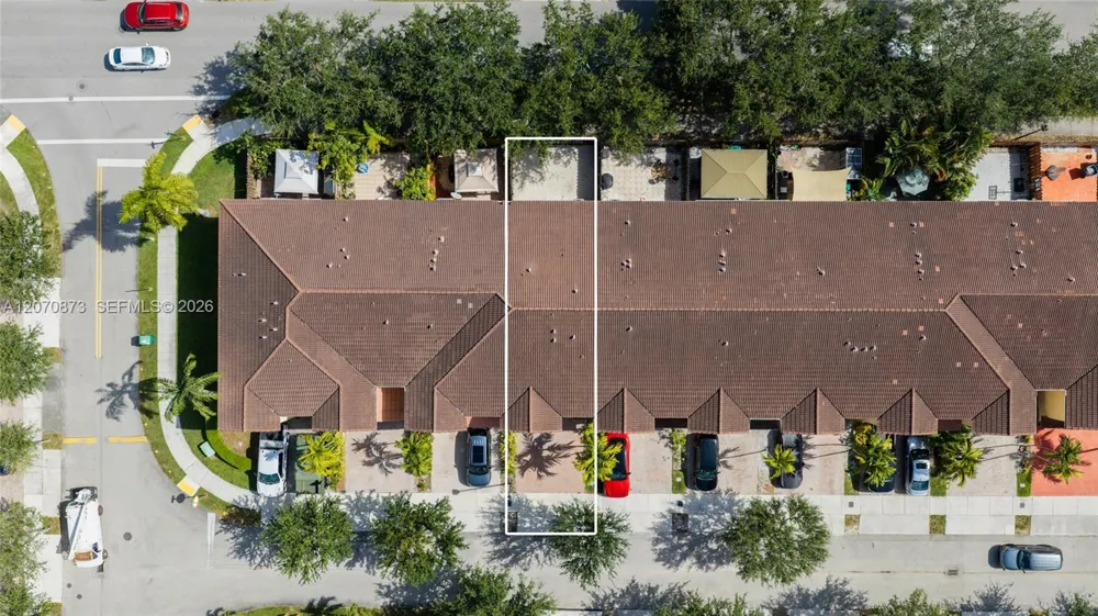 14946 SW 9th Way Miami, FL 33194
